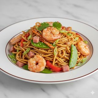 22 Tallarines Fritos Con Tres Delicias