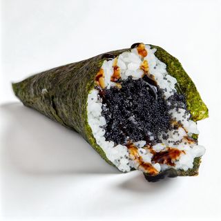 40. Black Caviar Temaki (1 Pza.)
