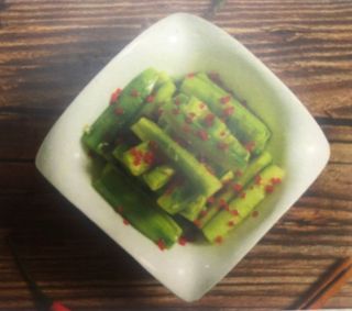 Салат из огурцов