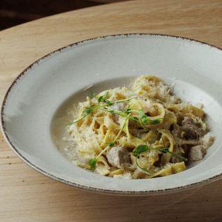 Тальятеле зі свининою та білими грибами (300 г)