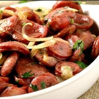 Porção de Linguiça Acebolada