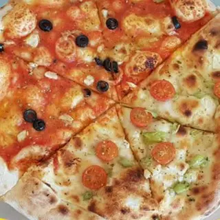 Pan De Ajo y tomate