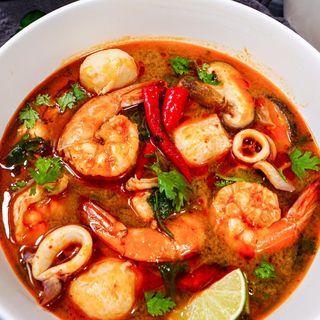 Thai spicy seafood soup