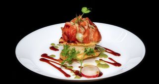 260. Nachos di salmone