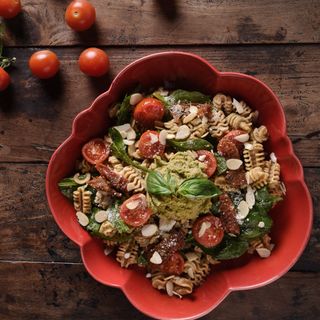 INSTALATA DI PASTA ALLA GENOVESE