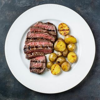 Manzo alla piastra con patate