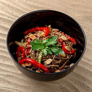 Soba with vegetables