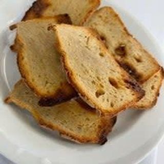 Pão Torrado com Manteiga