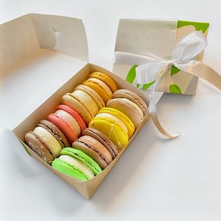 Бокс великих макарунів(8шт)