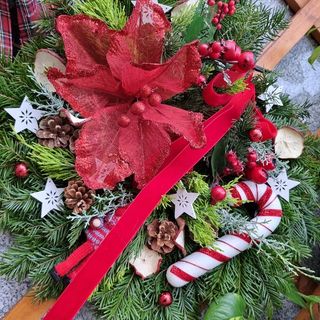 Coronita Craciun alb si rosu