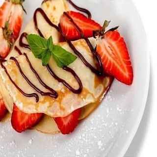 Crepe De Fresas Con Chocolate