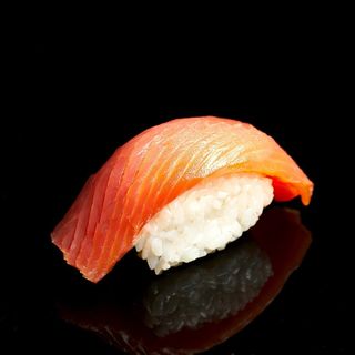 სუში ორაგულით