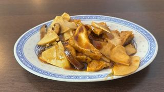 90-Tofu stufato di funghi e bambù 