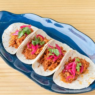 Tacos De Cerdo Borracho (4 Uds.)