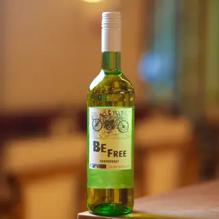 Вино Б/А Chardonnay Be Free біле 750мл
