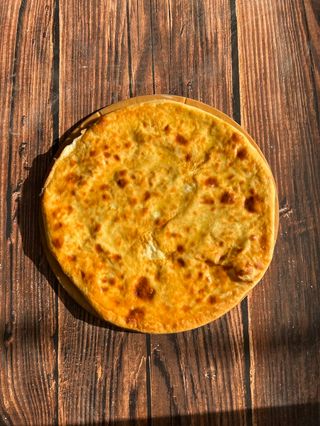 Хачапури по-имеретински с чесночком и зеленью