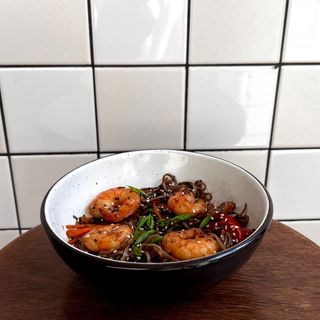 Соба з креветками (350гр)