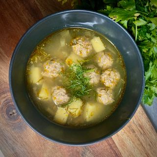 Zupa z frykadelkami (pulpecikami) 500ml