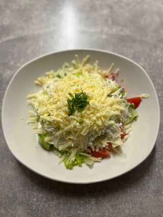 Салата Чийз (600г)