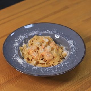 Паста з креветками (300г)