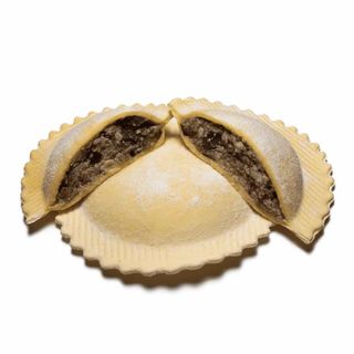 Pasta Rellena De Berenjena