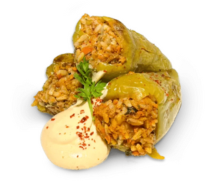 Пълнени чушки с млечен сос БДС