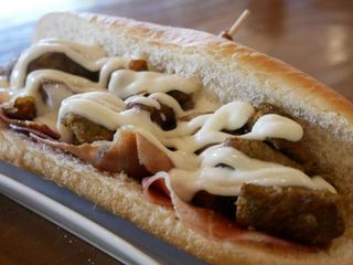 BOCATA PINCHO CANICA