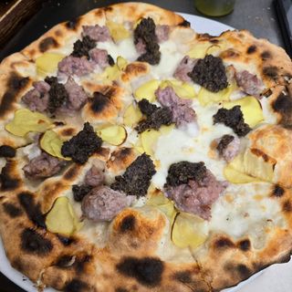 Patate & salsiccia e tartufo