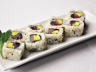 238. Uramaki tonno