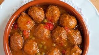 Albóndigas En Salsa