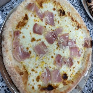 Pizza Carbonara
