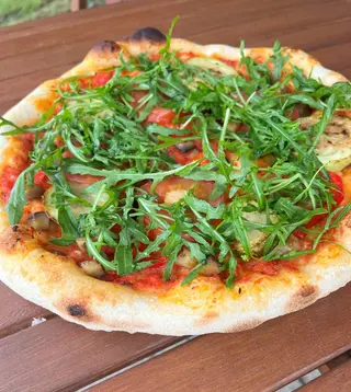 Pizza vegetariană
