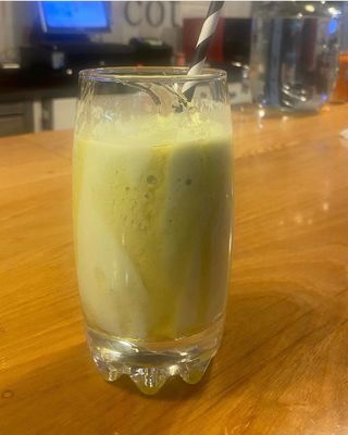 Batido De Aguacate Y Miel