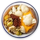 Stracchino, verdure miste e crema di pomodori secchi