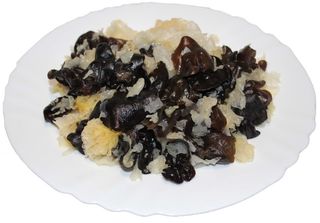 16. Салата от китайски черни и бели гъби (150г)