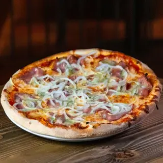 Pizza Alla Tirolese