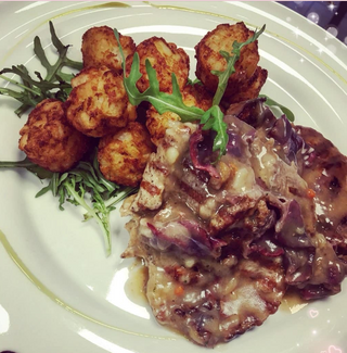 Teleća jeger šnicla sa pekarskim krompirom