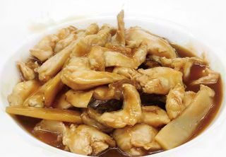 315. Pollo Con Bambú Y Setas