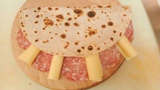 Piada classica con salame