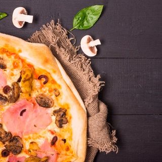 Pizza Quarttro Stagioni family