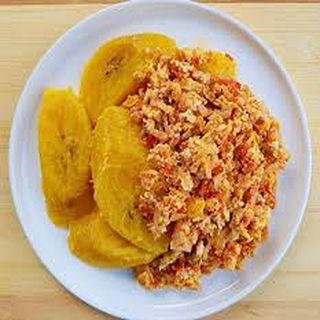 Boiled plantain & egg sauce