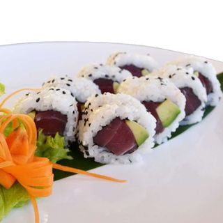 G100 Uramaki tuna avocado