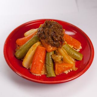 Couscous Aux Légumes De Saison - Servi Avec L'ben