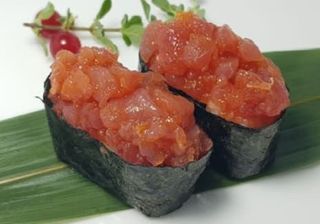 11 Spicy tuna gunkan - 2 pezzi