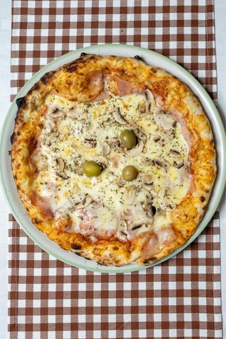 Pizza Capricciosa