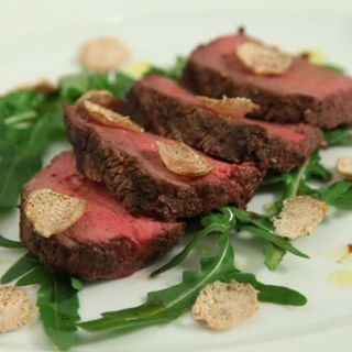 Biftek tagliata sa rukolom 350g