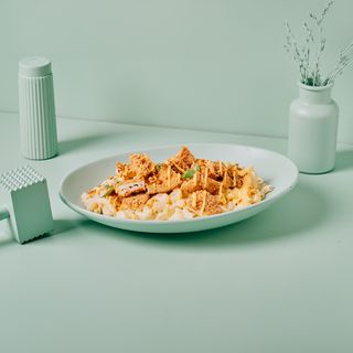 Crunchy Chicken Mac & Cheese