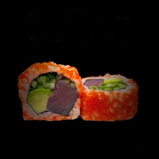 Kalifornia z tuńczykiem w masago