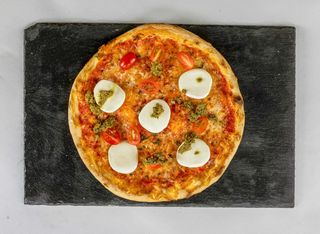 Pizza Caprese
