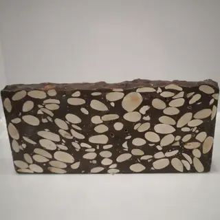Turrón CHOCOLATE S/LECHE CON ALMENDRAS LINGOTE 200Gr.